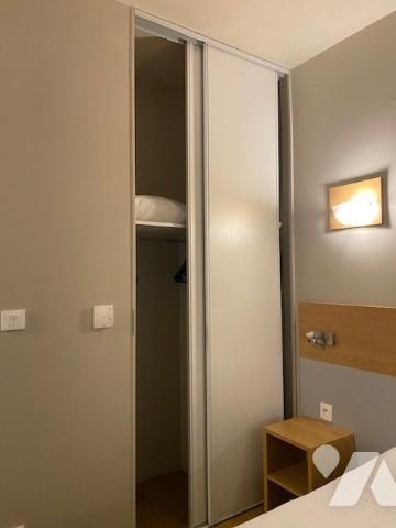 Rue de Mulhouse - Centre ville, Ds résidence Sénior, chambre de services de 21 m²  ;