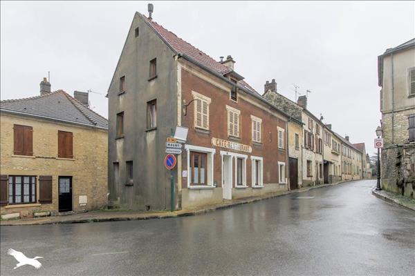 Maison à vendre |  Chaussy |  10 pièces | 151 m²