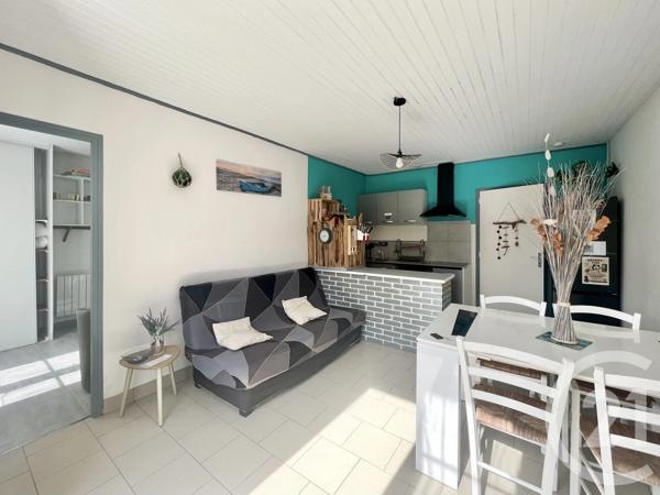 Maison à vendre  3 pièces - 44,17 m 2   ST PIERRE D OLERON  - 17