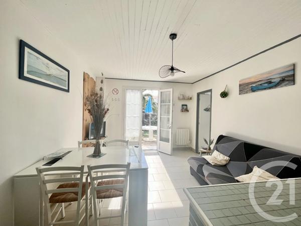 Maison à vendre  3 pièces - 44,17 m 2   ST PIERRE D OLERON  - 17