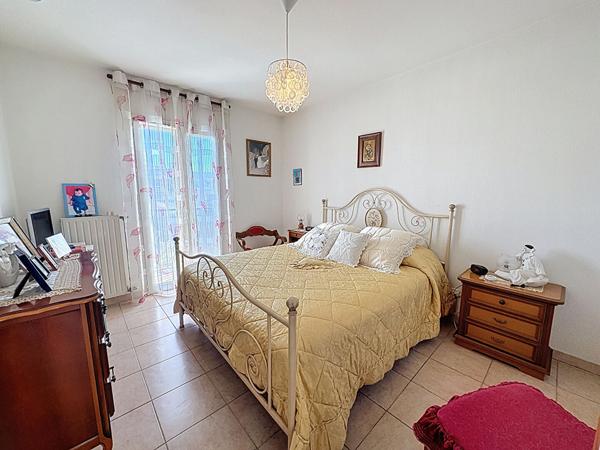 Saint-Laurent-du-Var Maison récente T4 de 96 m² avec extérieur et piscine