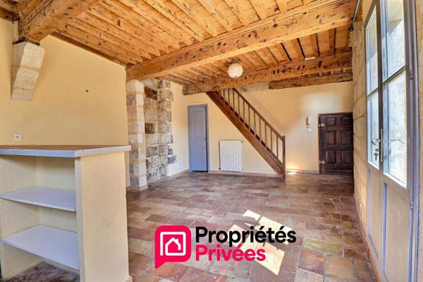 Uzès, Appartement T2 en duplex avec terrasse