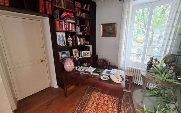 Maison à vendre    6 pièces • 150 m2 Saint-Pierre-lès-Nemours