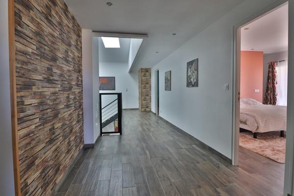 maison de caractère 160m2 avec garage et jardin