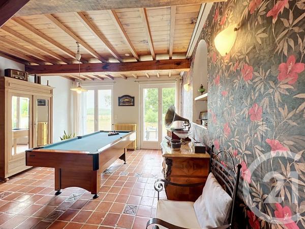 Maison à vendre  9 pièces - 267 m 2   MIRANDE  - 32