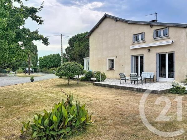 Maison à vendre  9 pièces - 267 m 2   MIRANDE  - 32