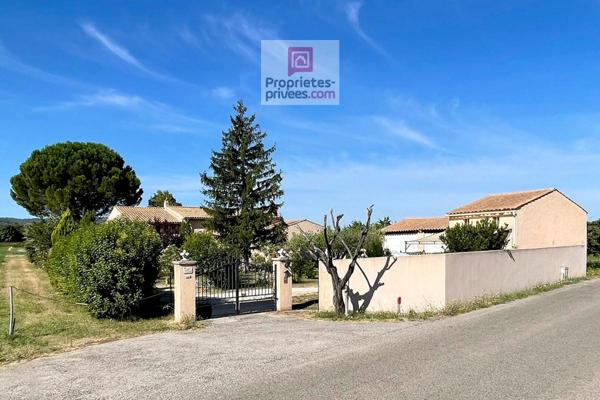 Viager mixte maison occupée et maisonnette libre