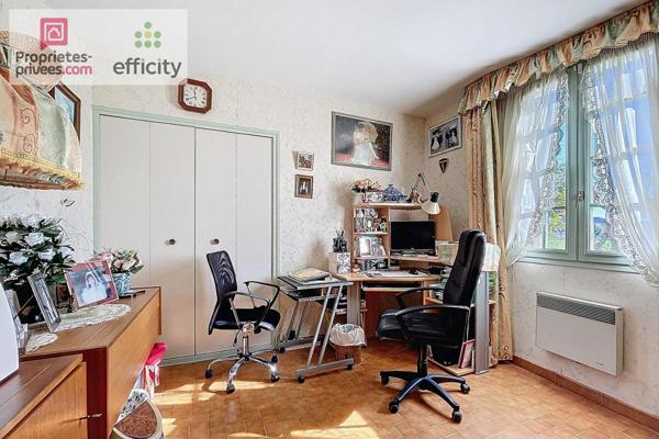 Viager mixte maison occupée et maisonnette libre