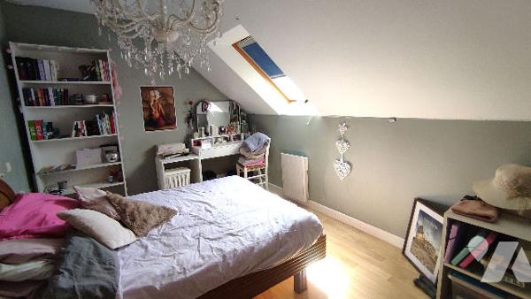 Maison contemporaine à ossature bois 4 chambres, élégance et confort dans un cadre préservé