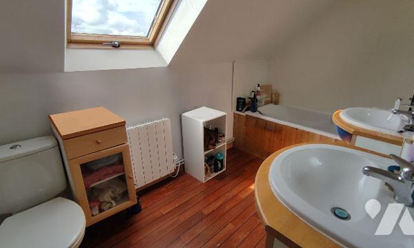 Maison contemporaine à ossature bois 4 chambres, élégance et confort dans un cadre préservé