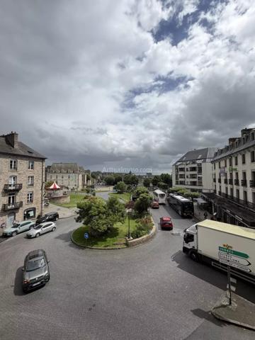 Location                                                      Appartement
                        
                     1 pièces                      36 m2                     à Dinan