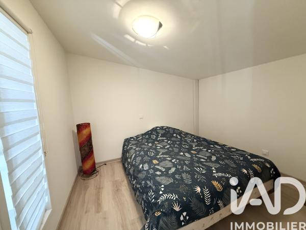 Maison à vendre 5 pièces 2 017 m² Saint-Germain-et-Mons