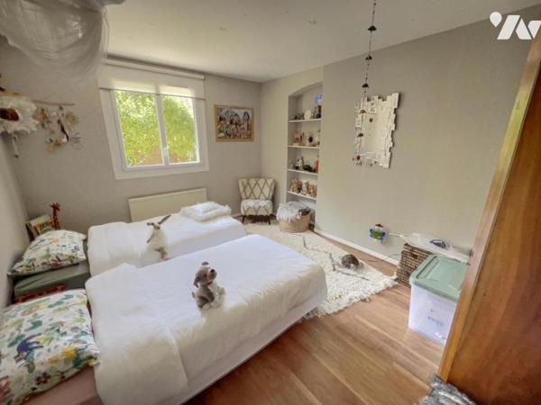 ALBIGNY SUR SAÔNE villa  6 pièces 4 chambres 145m² terrain 849m²