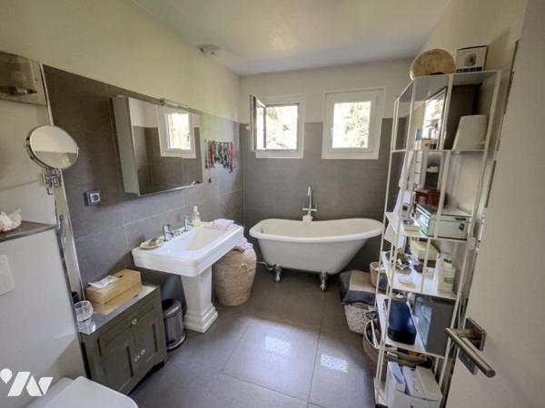 ALBIGNY SUR SAÔNE villa  6 pièces 4 chambres 145m² terrain 849m²