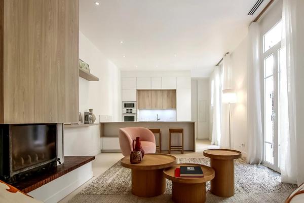 A vendre à Cannes, belle maison de ville rénovée