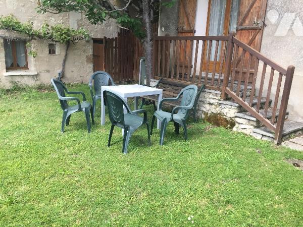 Maison de bourg et appartement