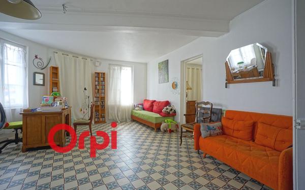 Maison à vendre    8 pièces •  Bernay