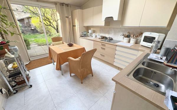 Maison à vendre    4 pièces • 82,33 m2 Le Mans