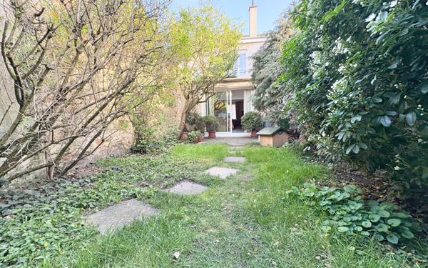 Maison à vendre    4 pièces • 82,33 m2 Le Mans