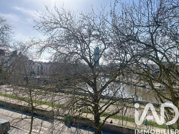 Location appartement 2 pièces 74 m² Nantes