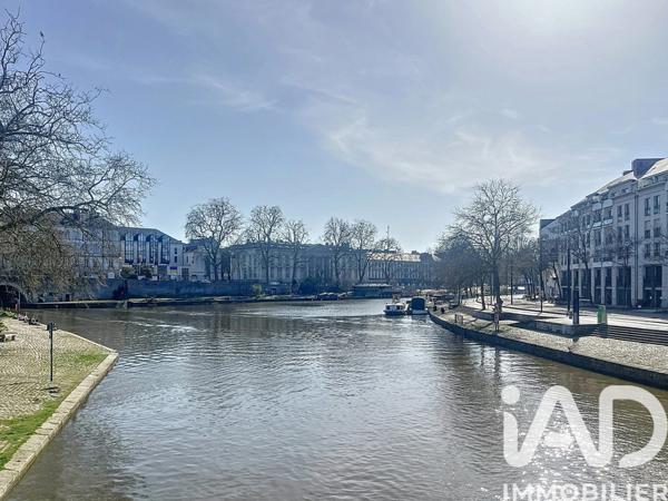 Location appartement 2 pièces 74 m² Nantes