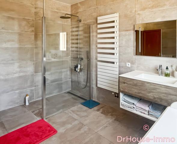 Maison à vendre 4 pièces de 170 m²