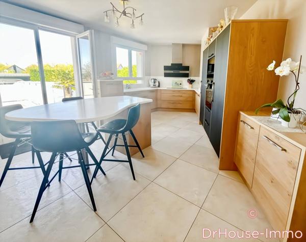 Maison à vendre 4 pièces de 170 m²