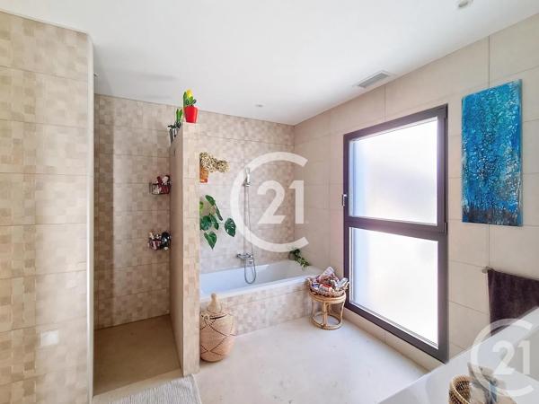 Maison à vendre  6 pièces - 135 m 2   LATOUR BAS ELNE  - 66