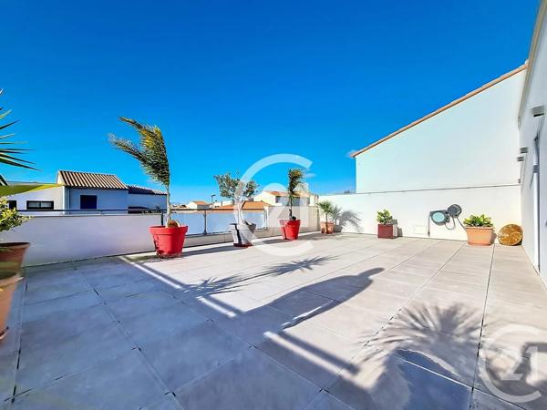 Maison à vendre  6 pièces - 135 m 2   LATOUR BAS ELNE  - 66