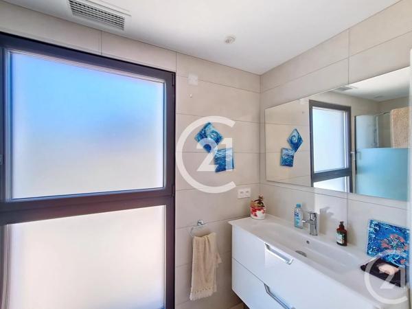 Maison à vendre  6 pièces - 135 m 2   LATOUR BAS ELNE  - 66