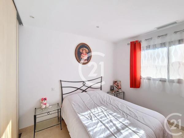 Maison à vendre  6 pièces - 135 m 2   LATOUR BAS ELNE  - 66