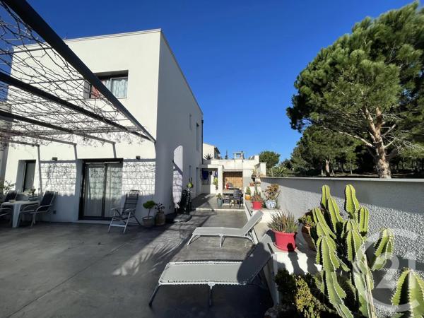 Maison à vendre  6 pièces - 135 m 2   LATOUR BAS ELNE  - 66