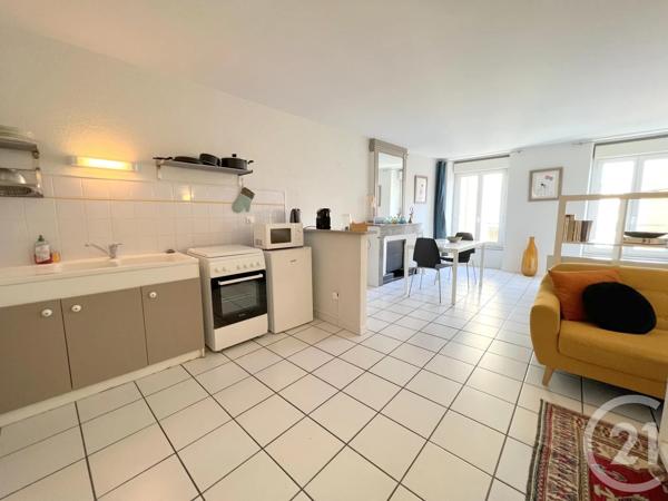 Appartement Studio à vendre  1 pièce - 36,83 m 2   AUBENAS  - 07