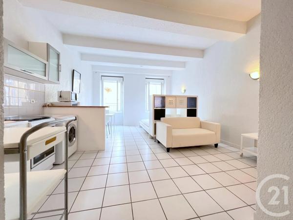 Appartement Studio à vendre  1 pièce - 36,83 m 2   AUBENAS  - 07