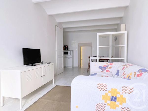 Appartement Studio à vendre  1 pièce - 36,83 m 2   AUBENAS  - 07