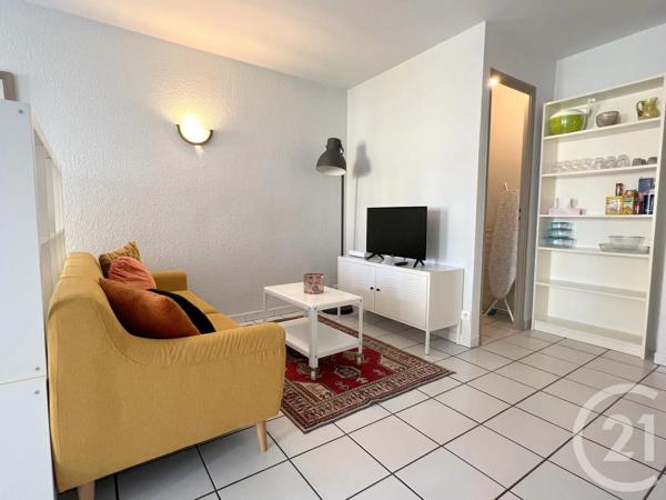 Appartement Studio à vendre  1 pièce - 36,83 m 2   AUBENAS  - 07