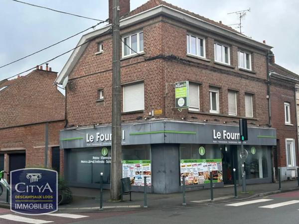 Immeuble à vendre 242m²