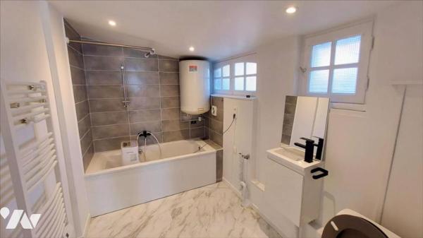 Pied-à-terre idéal , à deux pas de la mer!