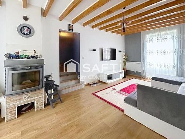 Maison de 102m2 avec 3 chambres et un garage