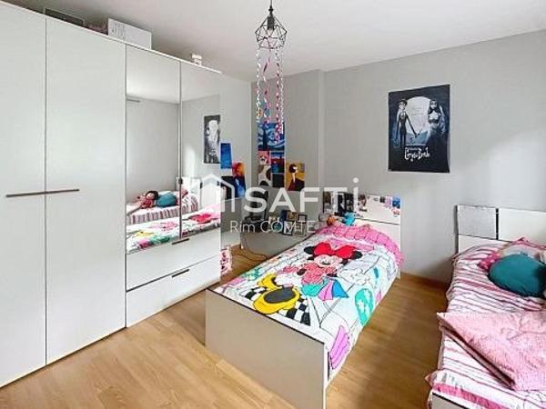 Maison de 102m2 avec 3 chambres et un garage