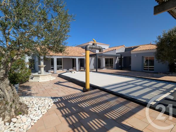 Maison à vendre  6 pièces - 230 m2 BEAUVOIR SUR MER - 85