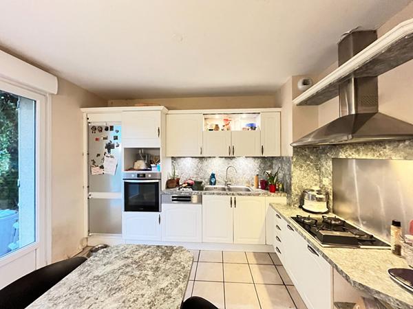 EXCLUSIVITÉ - VINEUIL - PROCHE ECOLES ET COMMERCES