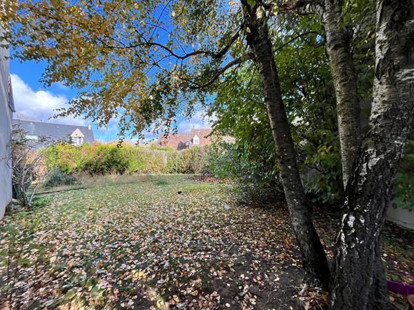 EXCLUSIVITÉ - VINEUIL - PROCHE ECOLES ET COMMERCES