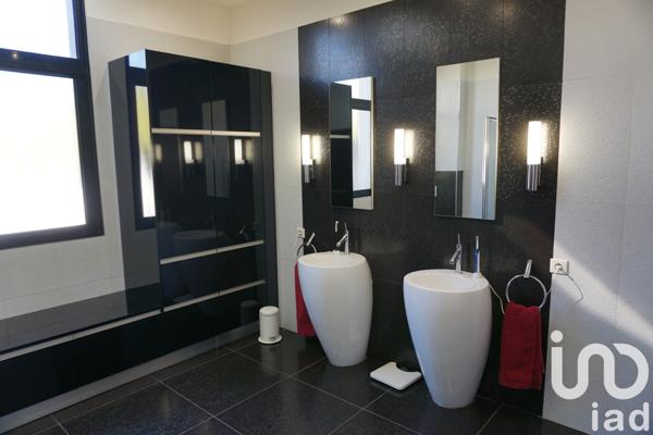 Maison à vendre 7 pièces 264 m² Mont-Saint-Martin