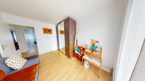 Appartement Asnieres Sur Seine 3 pièce(s) 72.80 m2 avec balcon