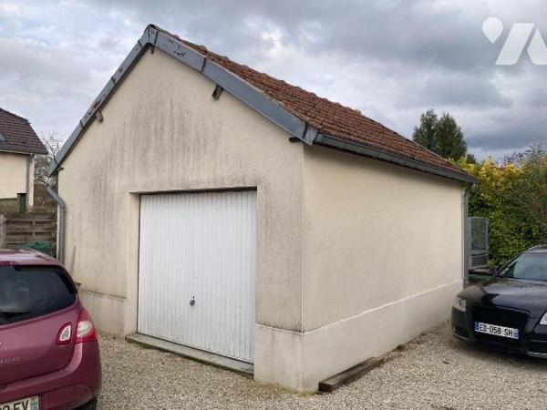 Maison à Vendre à Saint-Parres-lès-Vaudes (10260) en Aube (10) - Maison d'habitation T5 de 109m...