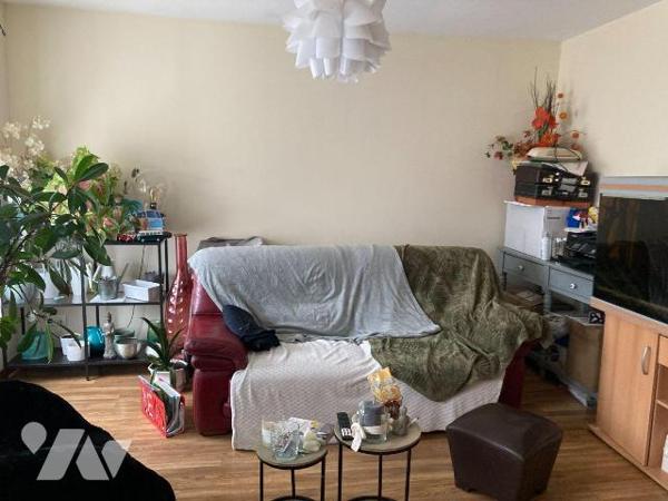 Maison à Vendre à Saint-Parres-lès-Vaudes (10260) en Aube (10) - Maison d'habitation T5 de 109m...