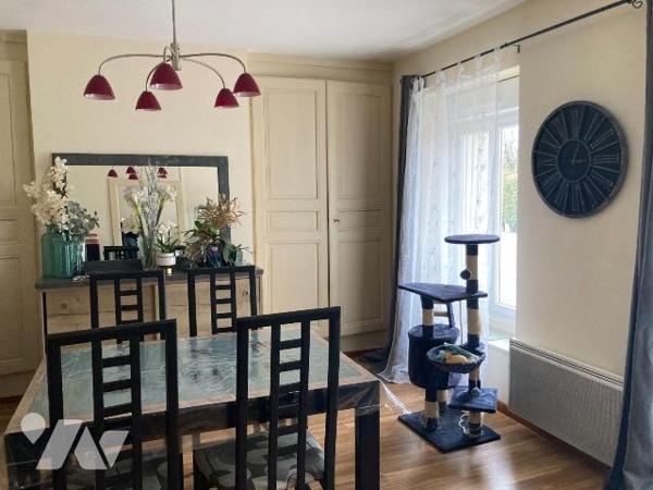 Maison à Vendre à Saint-Parres-lès-Vaudes (10260) en Aube (10) - Maison d'habitation T5 de 109m...