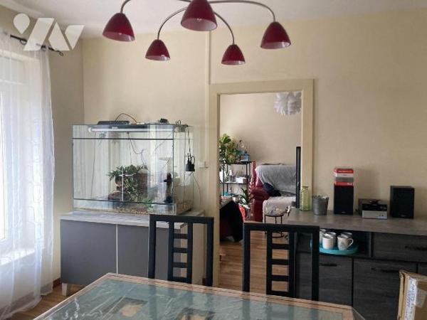 Maison à Vendre à Saint-Parres-lès-Vaudes (10260) en Aube (10) - Maison d'habitation T5 de 109m...