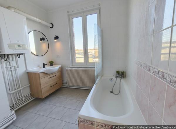 Appartement 2 pièce(s) 1 chambre(s) 53 m²